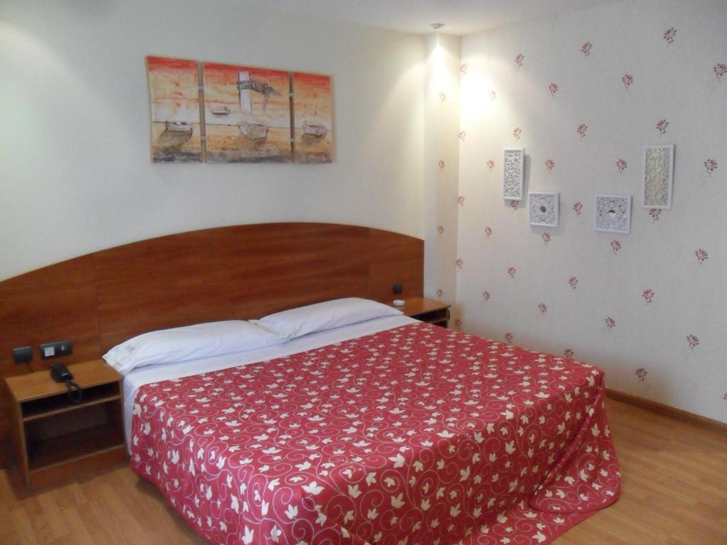Motel Emporio Cabezón de Pisuerga Eksteriør billede
